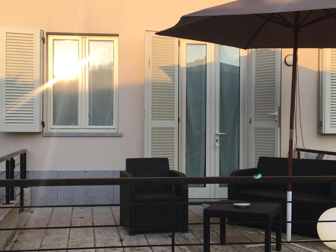 Home Holiday "Da Mamma" Alba  Exterior foto