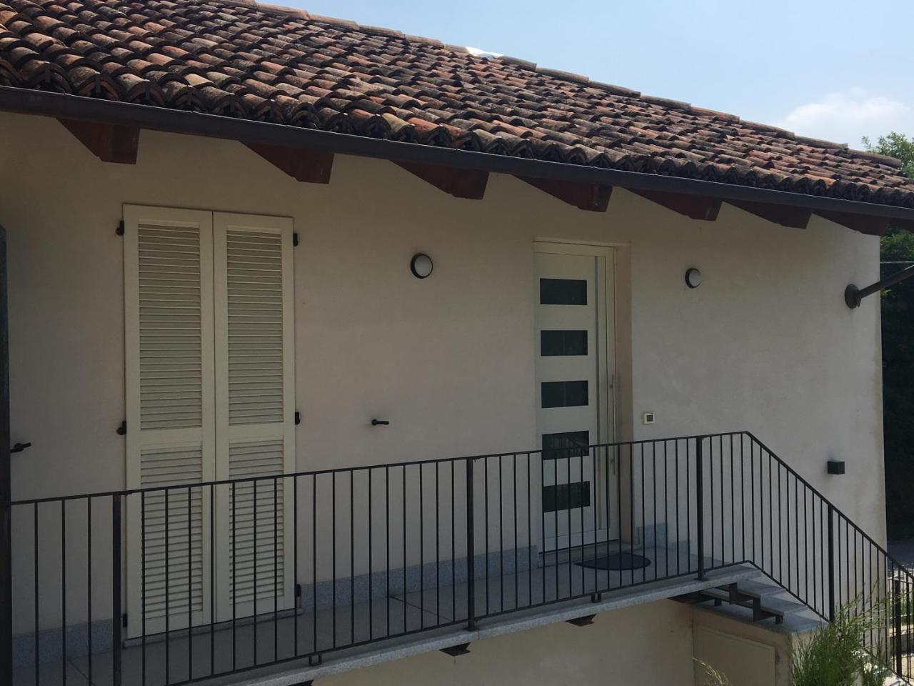 Home Holiday "Da Mamma" Alba  Exterior foto